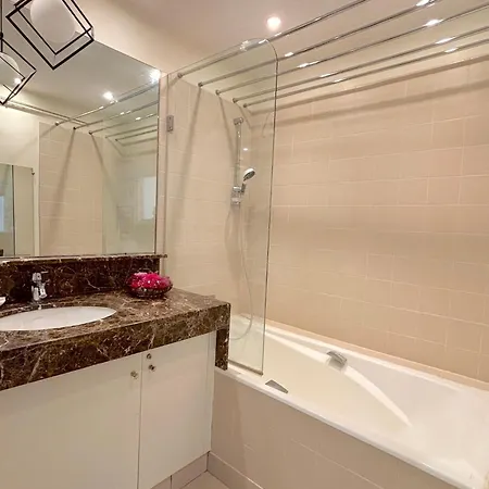 Michelangelo Apartamento París